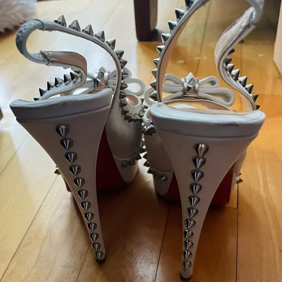 Authentic Christian Louboutin Lady Clou 150 White Studded Peep-Toe Heels